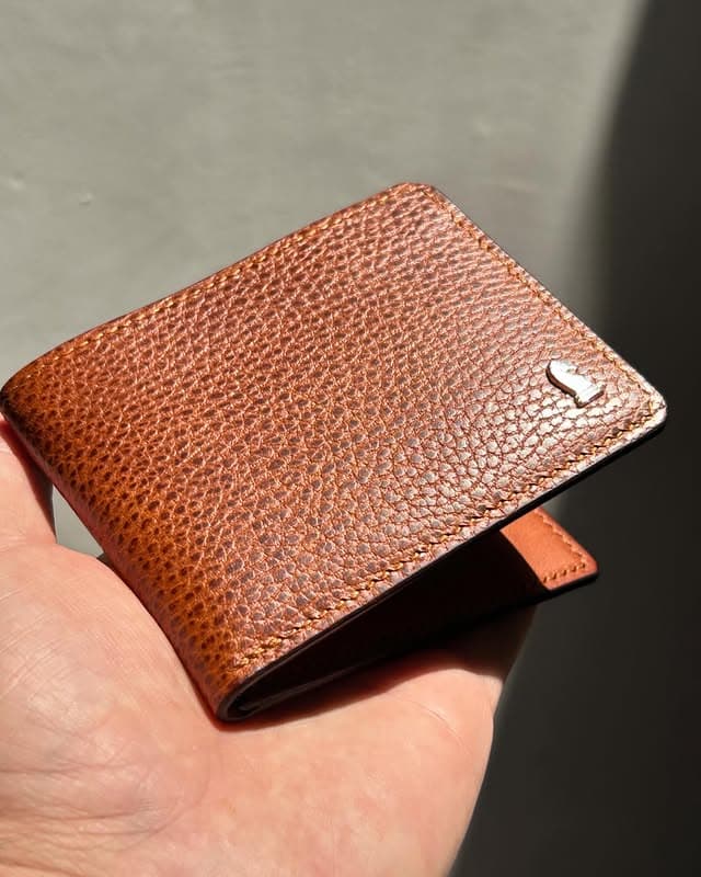 Cartera Bifold Clásica